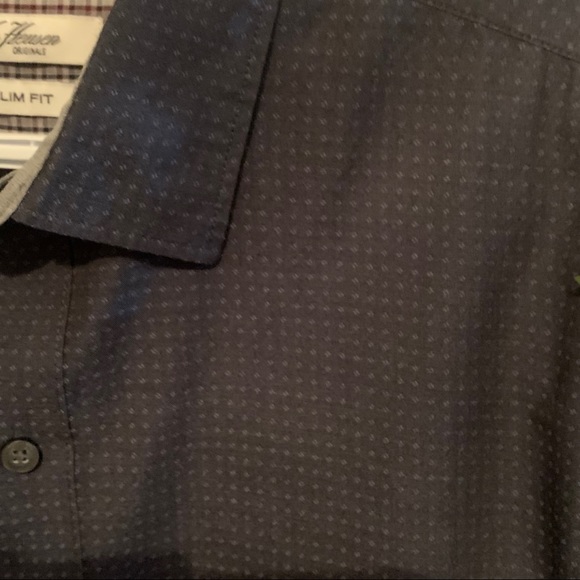 Van Heusen 1818 Men's Dress Shirt - Picture 2 of 13